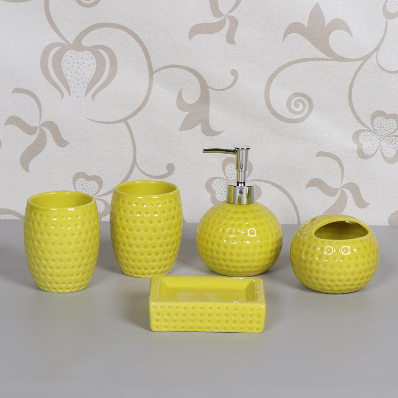 5pcs/set Red China Black, white Thread floral patterns Ceramics Bathroom accessories toothbrush holder Wedding Gifts