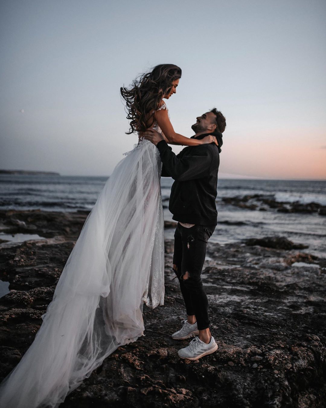 Beach Bohemian Wedding Dresses for Girls A Line Bride Bridal Gowns Plus Size Bride Lace Appliques V Neck Custom Made