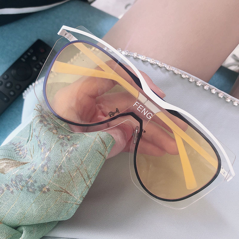 mengziNew Oversized Ladies Sunglasses Luxury Metal Brand One Piece Sunglasses Gafas Lentes Yellow
mengziNew Oversized Ladies Sunglasses Luxury Metal Brand One Piece Sunglasses Gafas Lentes Yellow