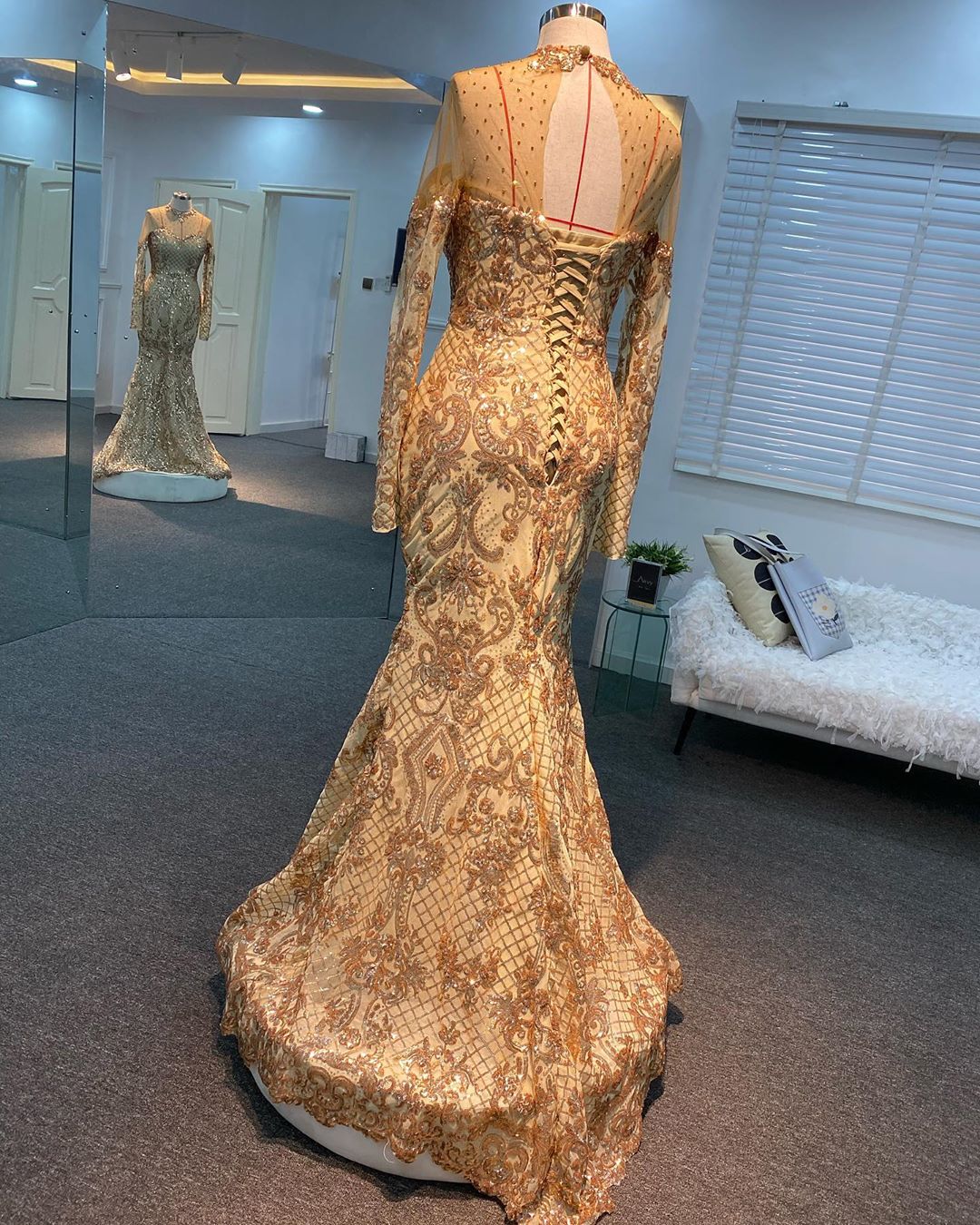 2020 Arabic Aso Ebi Gold Mermaid Sexy Evening Dresses Sheer Neck Prom Dresses Long Sleeves Formal Party Seccond Reception Gowns ZJ054