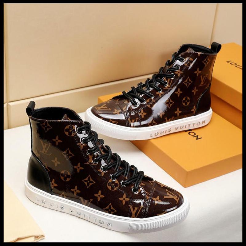2019H men s casual sports shoes high-top lace-up sneakers, leather manual micro-standard, with the original box fast delivery, Grey
2019H men s casual sports shoes high-top lace-up sneakers, leather manual micro-standard, with the original box fast delivery, Grey
