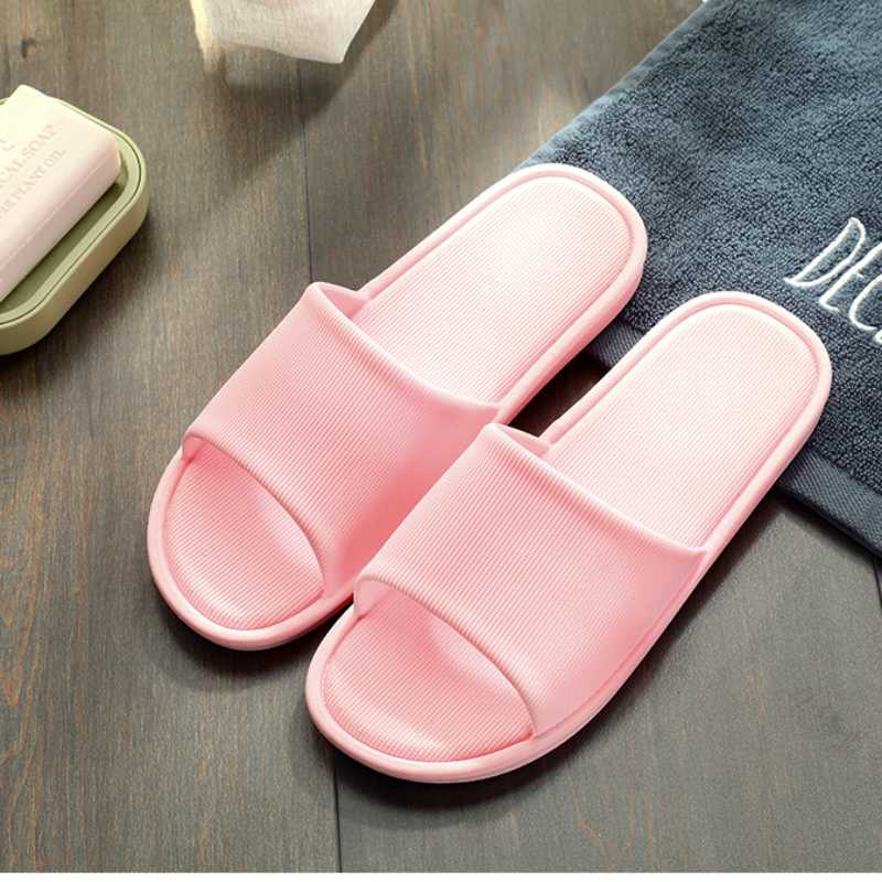 2020 new Summer couple slippers women's indoor comfortable bathroom non-slip light bath home slippers, Black
2020 new Summer couple slippers women's indoor comfortable bathroom non-slip light bath home slippers, Black