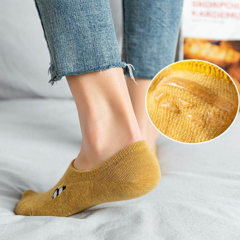 Lovely Women Socks Cotton Embroidery Invisible Sock Silica Gel Non-slip Breathable Short Lady's Socks, Beige
Lovely Women Socks Cotton Embroidery Invisible Sock Silica Gel Non-slip Breathable Short Lady's Socks, Beige