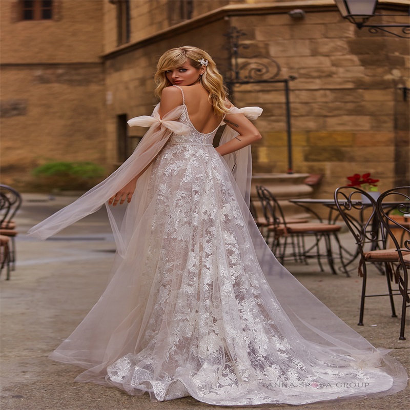 Sexy Boho Spaghetti Strap A-line Wedding Dresses With Bow Full Appliqued Lace Beach Wedding Dress Backless Custom Made Long Robes De Mariée
