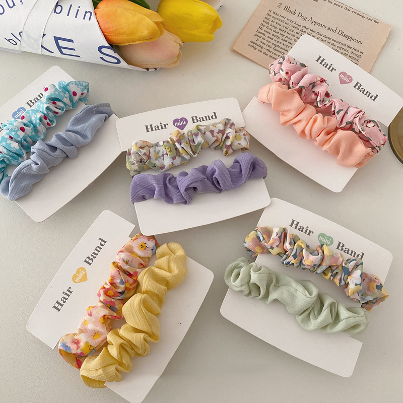 2Pcs/Set Women Floral Hair Scrunchies Fashion Wild Hair Ring Sweet Girls Elastic Band Ponytail Holder Lady Accessories
2Pcs/Set Women Floral Hair Scrunchies Fashion Wild Hair Ring Sweet Girls Elastic Band Ponytail Holder Lady Accessories