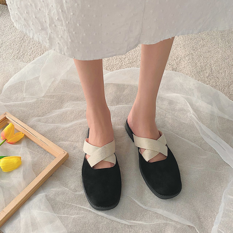 Slippers Women Summer Luxury Slides Female Shoes Mules Sexy Low Cover Toe Square heel Designer 2020 Block Fabric Hoof Heels
Slippers Women Summer Luxury Slides Female Shoes Mules Sexy Low Cover Toe Square heel Designer 2020 Block Fabric Hoof Heels