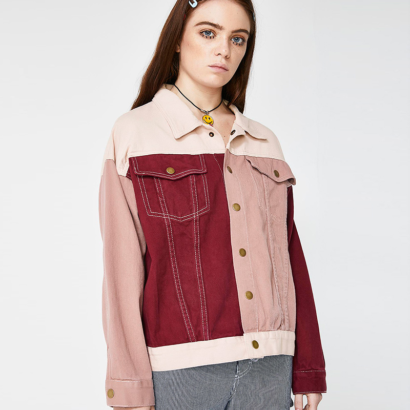 2020 Spring and autumn color contrast loose sweet college style large size women's denim jacket, Pink
2020 Spring and autumn color contrast loose sweet college style large size women's denim jacket, Pink