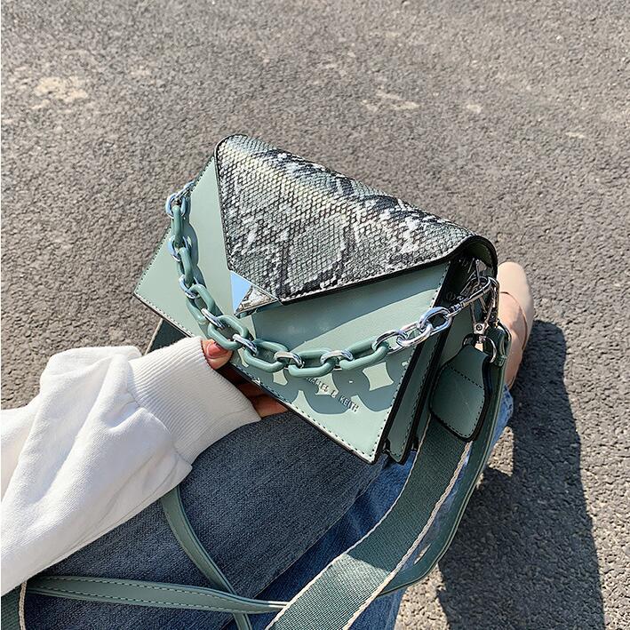 Factory wholesale women handbag snakeskin chain bag elegant atmosphere contrast leather womens shoulder bags trend leathers fashion handbags
Factory wholesale women handbag snakeskin chain bag elegant atmosphere contrast leather womens shoulder bags trend leathers fashion handbags