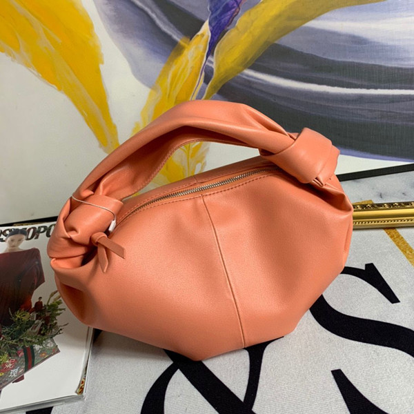 Womens 2021 Fashion bags genuine leather fashions cloud pack pleated dumpling bag knotting dumplings totes handle underarm handbag, Make up the difference
Womens 2021 Fashion bags genuine leather fashions cloud pack pleated dumpling bag knotting dumplings totes handle underarm handbag, Make up the difference