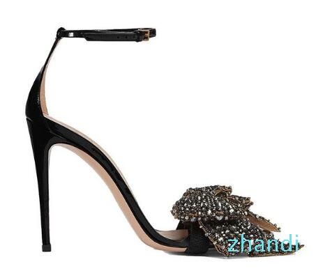 Hot sale-Red Black Patnet Leather Shoes Woman Ankle Strap Sandalias Rhinestone Pumps Removable Crystal Bow Sandals Sapatos Mulher
Hot sale-Red Black Patnet Leather Shoes Woman Ankle Strap Sandalias Rhinestone Pumps Removable Crystal Bow Sandals Sapatos Mulher