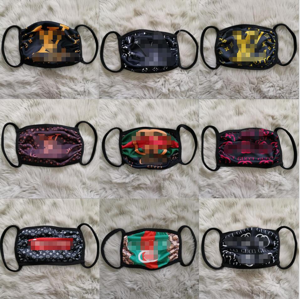 NEW Designer 18Style Face Masks Protective Mask ultraviolet-proof Dustproof Riding Cycling Sports Letter Print Mouth Masks Men Women Outdoor
NEW Designer 18Style Face Masks Protective Mask ultraviolet-proof Dustproof Riding Cycling Sports Letter Print Mouth Masks Men Women Outdoor