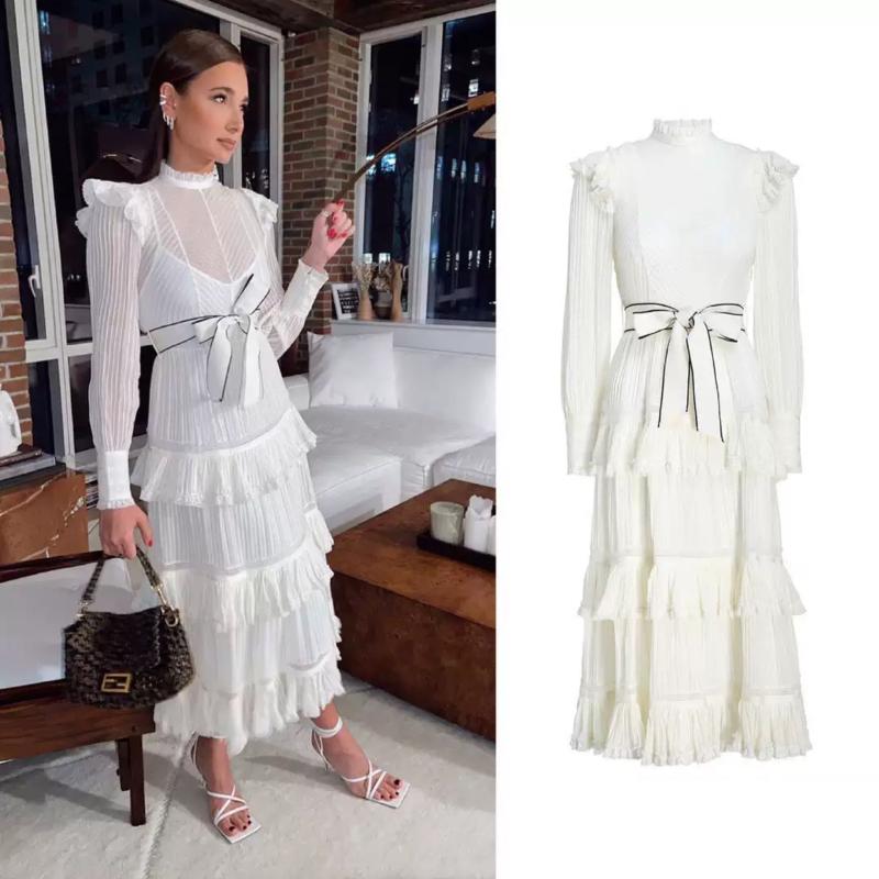 Princess Style 2020 Spring White Layered Ruffles Cake Dress Runway Women Lace Patchwork Long Sleeve Elegant Party Long Dresses
Princess Style 2020 Spring White Layered Ruffles Cake Dress Runway Women Lace Patchwork Long Sleeve Elegant Party Long Dresses