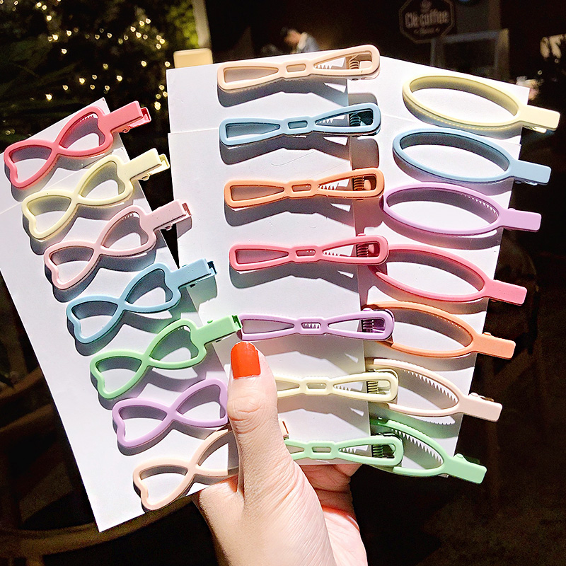 New 7PCS/Set Women Girls Cute Cartoon Bow Heart Barrettes Sweet Hair Clips Headband Hairpins Fashion Hair Accessories
New 7PCS/Set Women Girls Cute Cartoon Bow Heart Barrettes Sweet Hair Clips Headband Hairpins Fashion Hair Accessories