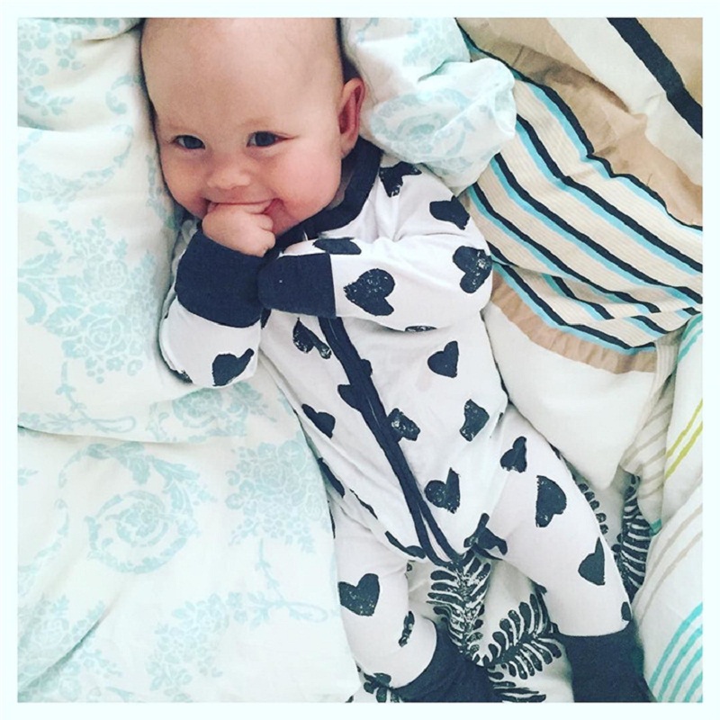 2020 New arrival Heart printing Cotton Baby Boys Girls Zipper Long Sleeve cotton Rompers Jumpsuit Outfits BR121, 17
2020 New arrival Heart printing Cotton Baby Boys Girls Zipper Long Sleeve cotton Rompers Jumpsuit Outfits BR121, 17
