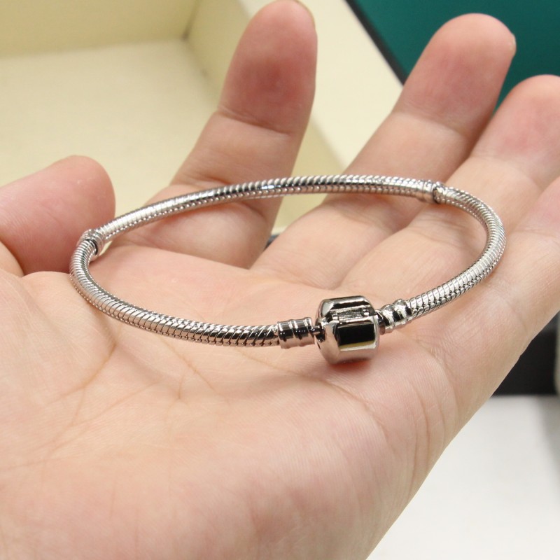 Hot Sale Handmade Never Fade Classic Jewelry 100% Pure 925 Sterling Silver Smooth Bangle Party Pandor Promise Women Wedding Bracelet Gift