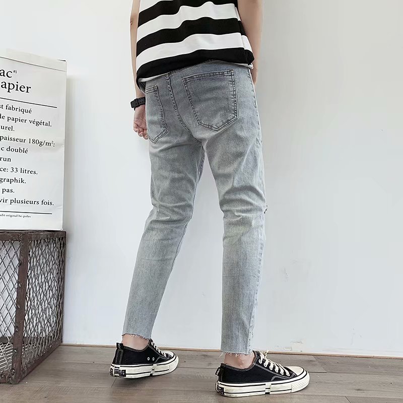 Ripped jeans men's spring and summer new printed slim feet pants social people spirit guy trend nine points pants men, As pic
Ripped jeans men's spring and summer new printed slim feet pants social people spirit guy trend nine points pants men, As pic