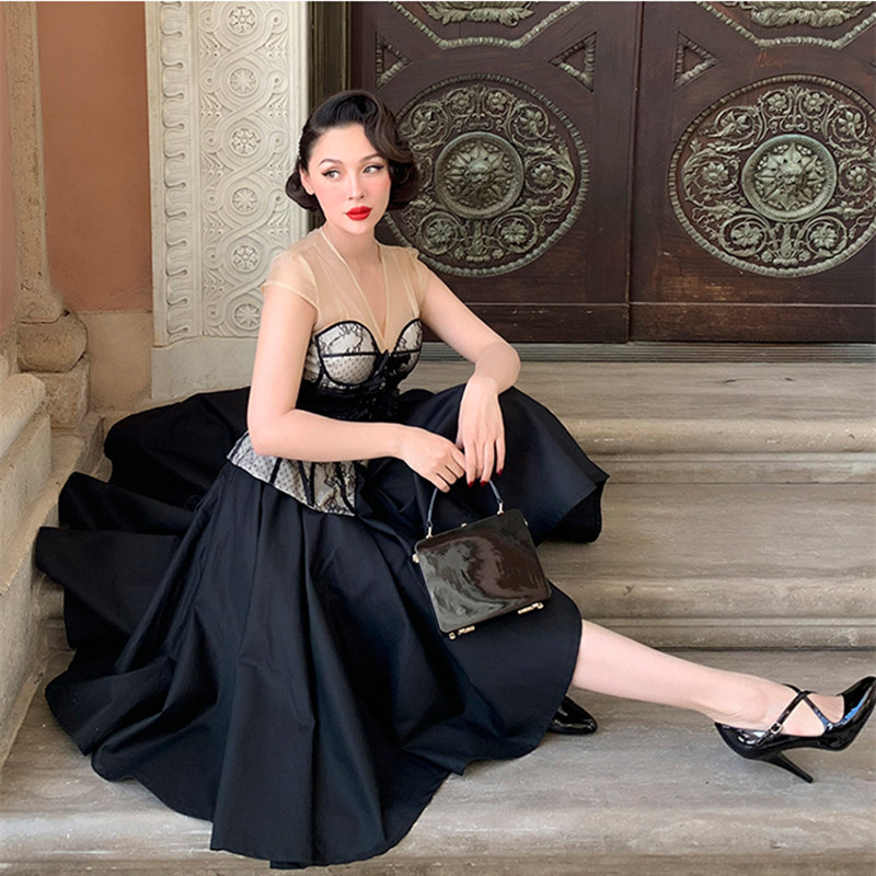 30- women vintage 50s Audrey Hepburn style high waist full circle midi skirt in black plus size mujer faldas femme jupes
30- women vintage 50s Audrey Hepburn style high waist full circle midi skirt in black plus size mujer faldas femme jupes