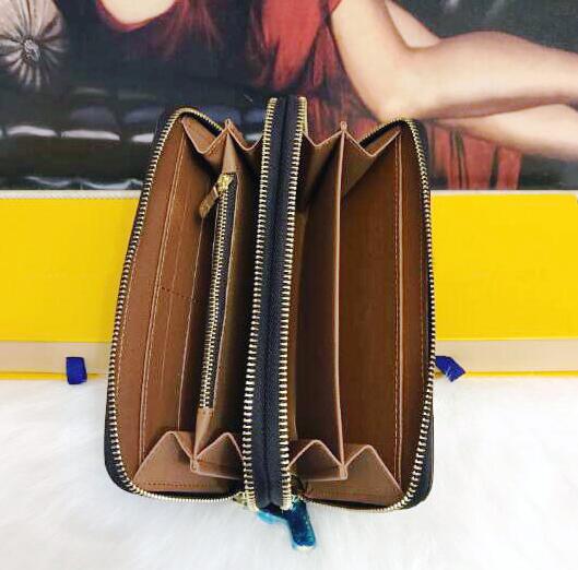 Double zipper Zippy Wallet the most stylish way carry around money cards coins famous men leather purse card holder long business M432015, White plaid
Double zipper Zippy Wallet the most stylish way carry around money cards coins famous men leather purse card holder long business M432015, White plaid