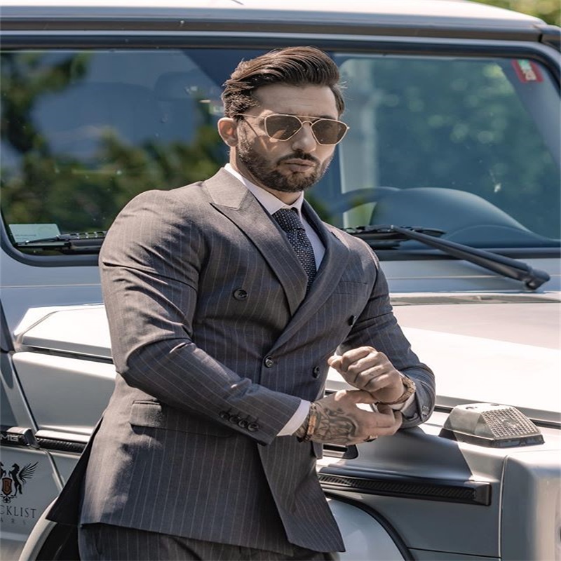 Newest Handsome Dark Grey Stripes Mens Suit New Fashion Groom Suit Formal Wedding Suits For Best Men Slim Fit Groom Tuxedos For Man