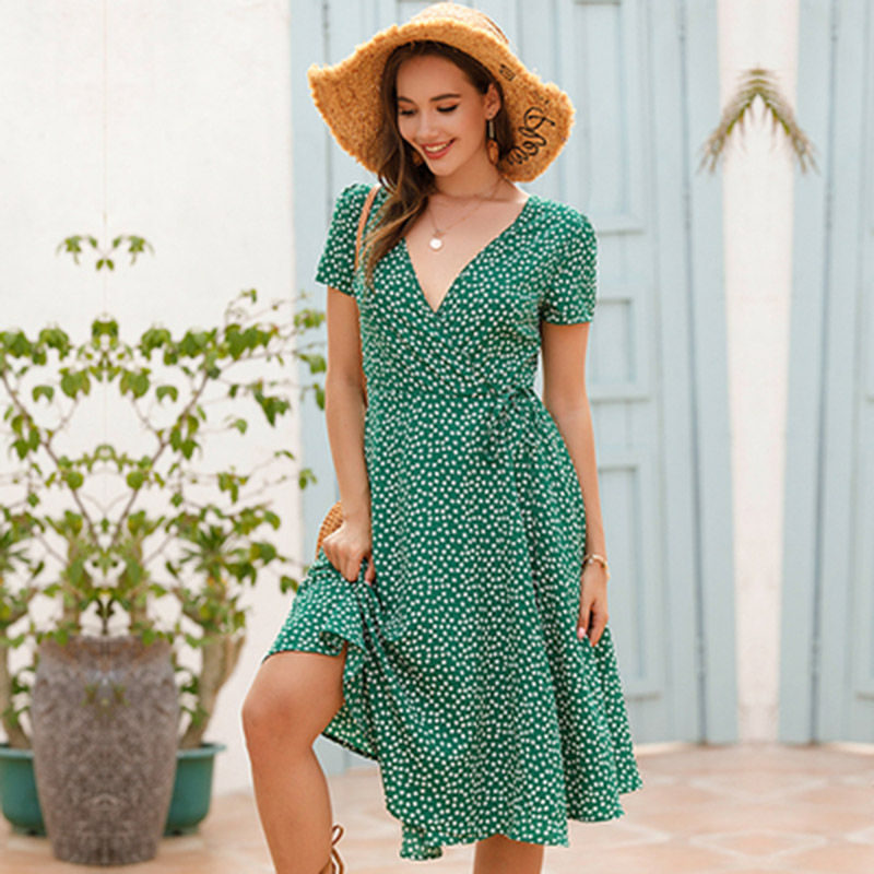 New chiffon dress female summer retro V-neck polka dot mid-length lace A-line dress, Blue
New chiffon dress female summer retro V-neck polka dot mid-length lace A-line dress, Blue