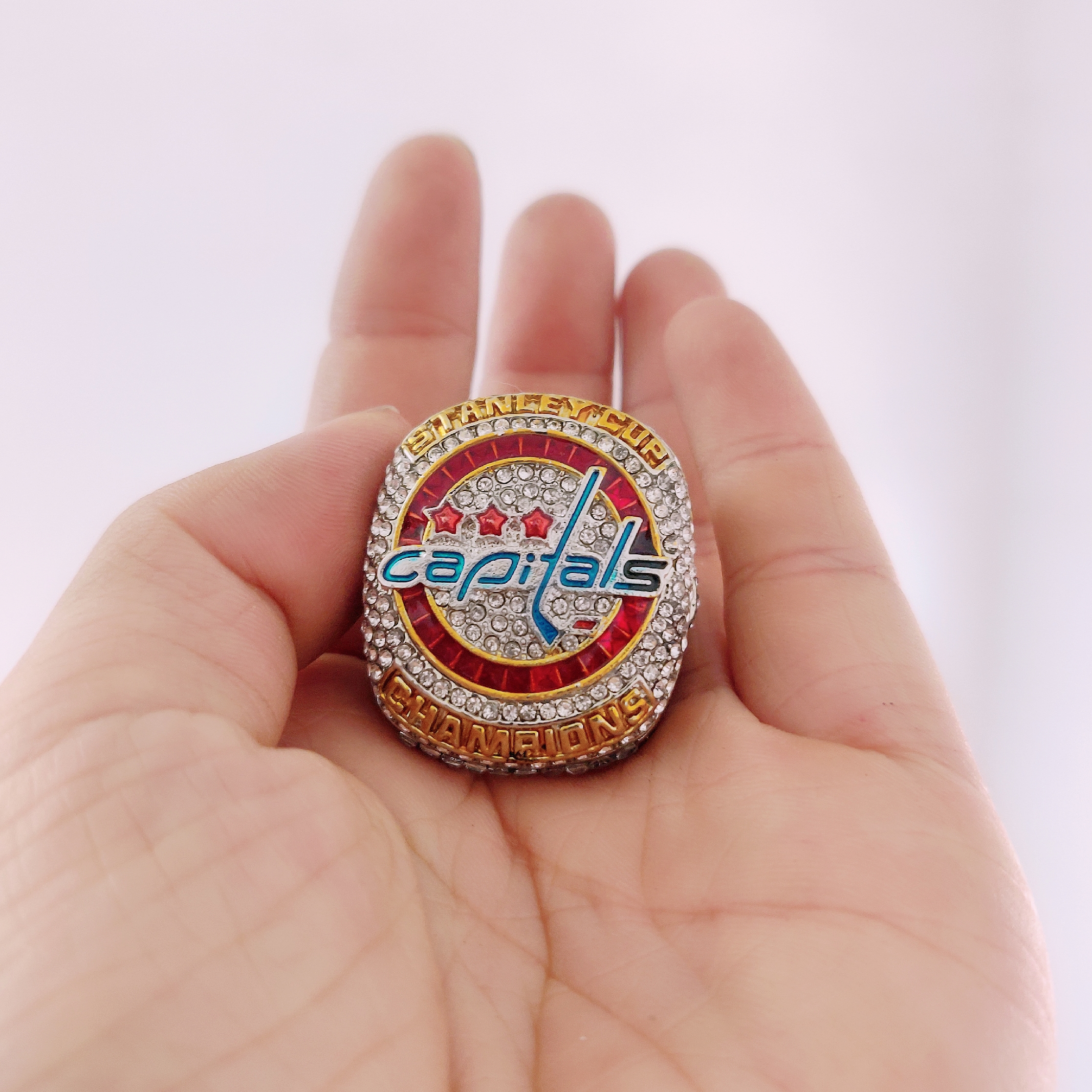 Newest Washington 2018 Capitals OVECHKIN Stanley Cup Championship ring Fan Christmas Gift wholesale
Newest Washington 2018 Capitals OVECHKIN Stanley Cup Championship ring Fan Christmas Gift wholesale