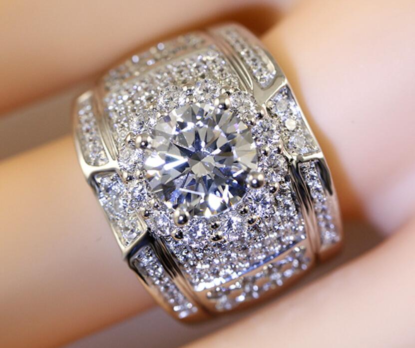 2020 New Arrival Sparkling Luxury Jewelry 925 Sterling Silver Round Cut White Topaz Pave CZ Diamond Promise Women Men Wedding Bridal Ring