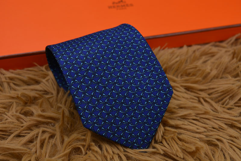 2020 Men Business Formal Tie Wedding Fashion Ties Leisure Slim Tie Narrow Arrow Necktie Skinny Letter Date Tie Men Party Casual Neck Ties
2020 Men Business Formal Tie Wedding Fashion Ties Leisure Slim Tie Narrow Arrow Necktie Skinny Letter Date Tie Men Party Casual Neck Ties