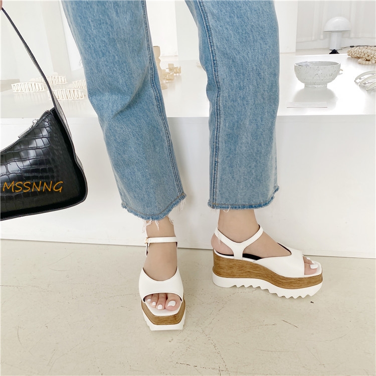 2020 Summer New Women's Thick Bottom Sandals Fashion Buckle Strap Peep Toe Ladies Shoes Solid Wedge Rome Women's Sandals, Beige
2020 Summer New Women's Thick Bottom Sandals Fashion Buckle Strap Peep Toe Ladies Shoes Solid Wedge Rome Women's Sandals, Beige