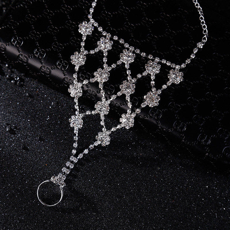 Bride Anklets Summer Footless Bridal Foot Jewelry Beach Wedding Women Rhinestone Anklet Bare Feet Barefoot Sandals Stretch Chain, Red;blue
Bride Anklets Summer Footless Bridal Foot Jewelry Beach Wedding Women Rhinestone Anklet Bare Feet Barefoot Sandals Stretch Chain, Red;blue