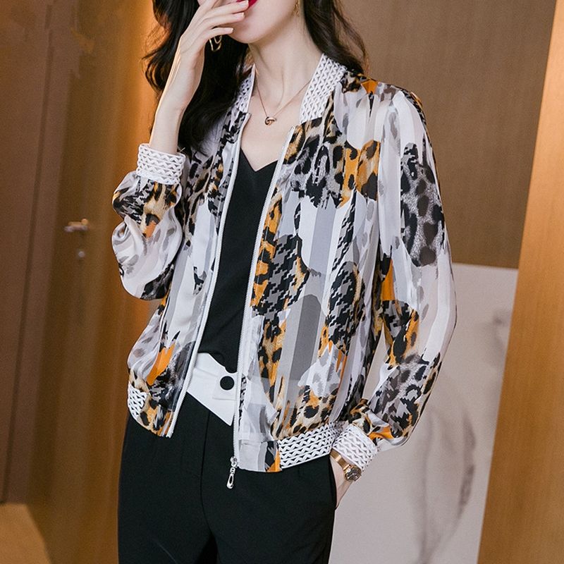 Leopard Print Women thin Coat Stand Collar Long Sleeve Bomber Jacket Casual Tops Jacket Woman big size Tops Ladies Coats T92, Baowen
Leopard Print Women thin Coat Stand Collar Long Sleeve Bomber Jacket Casual Tops Jacket Woman big size Tops Ladies Coats T92, Baowen
