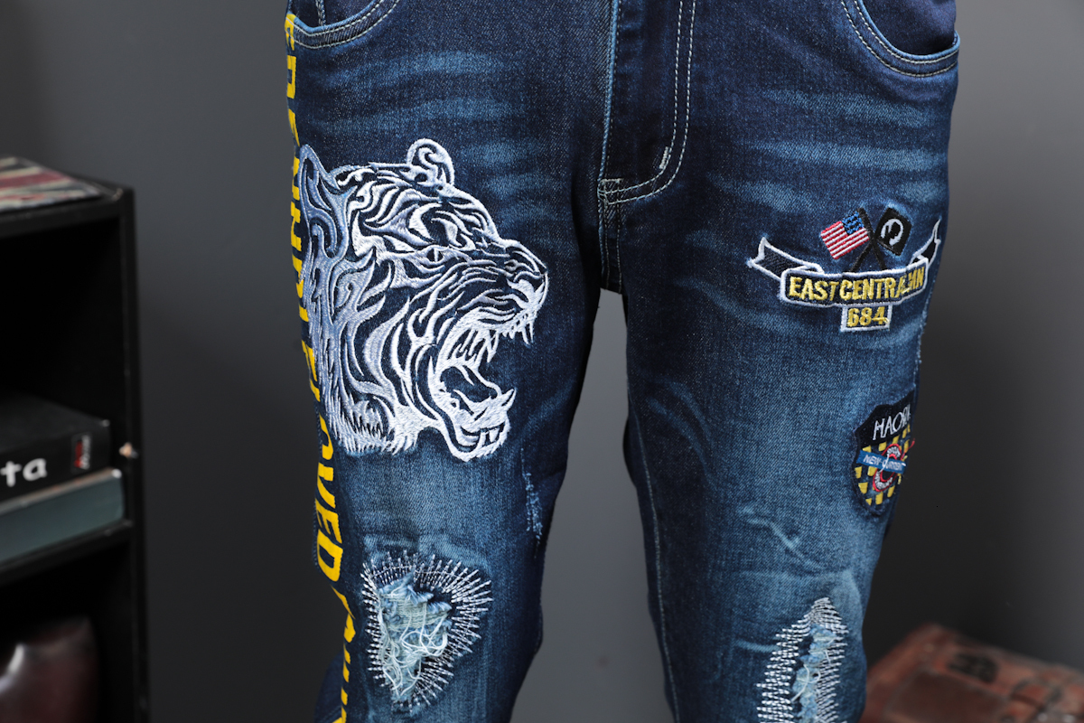 Autumn Holes Patch Jeans Male Elastic Tiger Head Leisure Time Jeans Long Pants Embroidery Printing MX200814