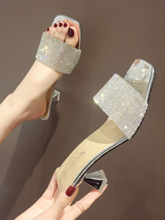 Slippers women wear 2020 new fashion summer shoes high heel wild word drag rhinestone fine heel sandals and slippers, Gold
Slippers women wear 2020 new fashion summer shoes high heel wild word drag rhinestone fine heel sandals and slippers, Gold