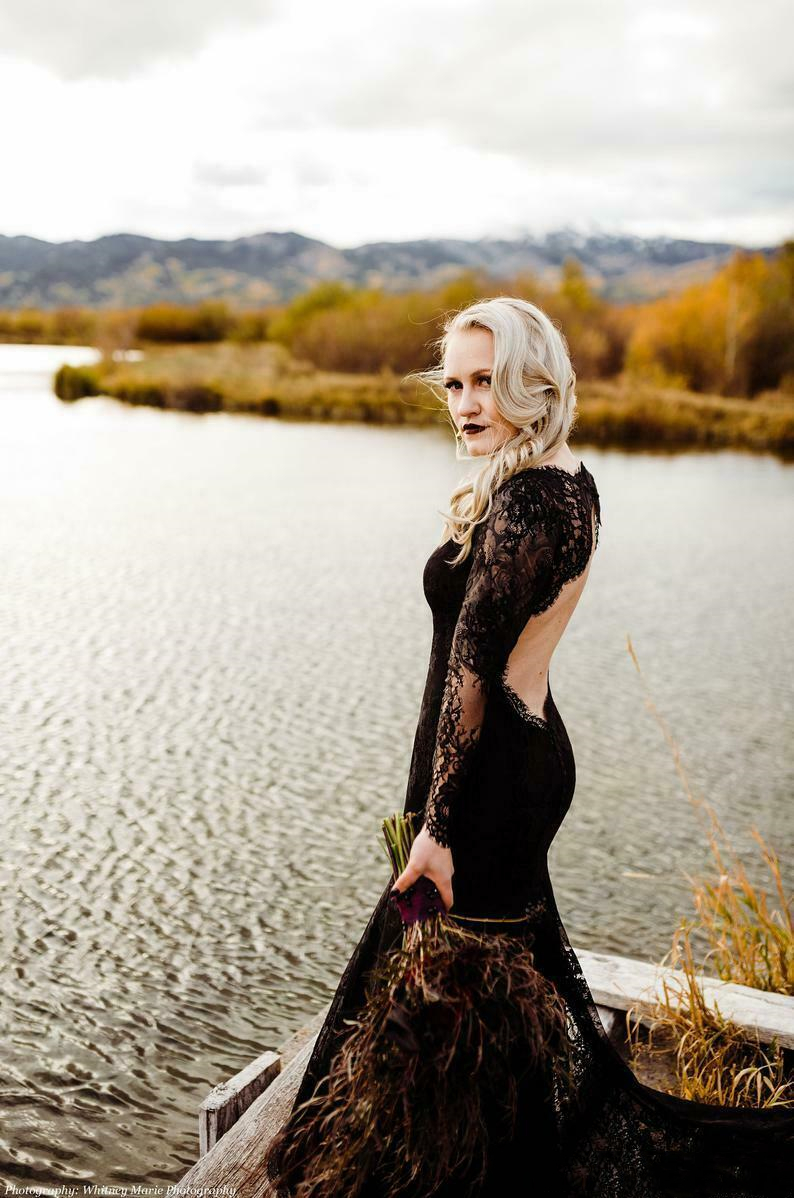 Vintage Black Lace Mermaid Wedding Dresses Illusion Sleeve Backless Gothic Retro Bridal Gown Long Boho Beach Vestidos de novia