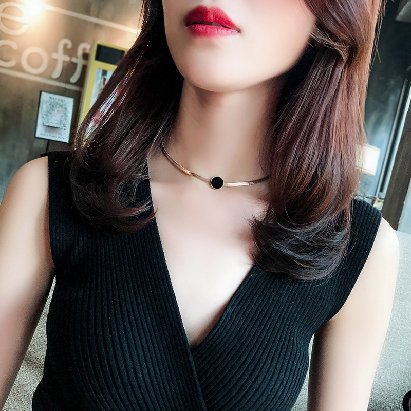European and American Necklace Fashion Retro Collar Short 2020 New Style Clavicle Chain Necklace Neck Ornament Female
European and American Necklace Fashion Retro Collar Short 2020 New Style Clavicle Chain Necklace Neck Ornament Female