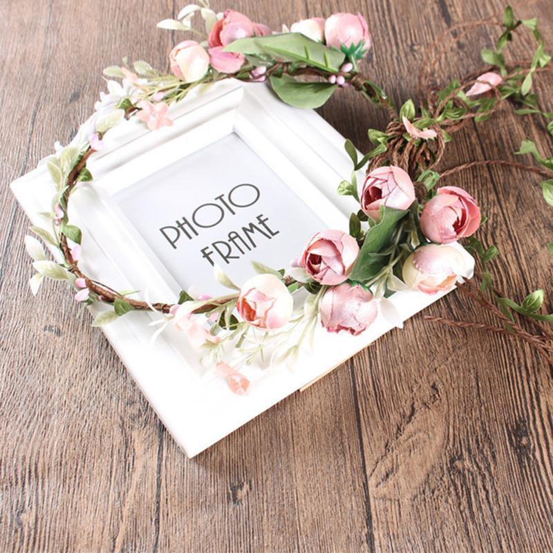 2020 primavera coronas de flores bohemias playa Hawaii Floral guirnalda romántica falsa Rosa de boda nueva flor diadema
2020 primavera coronas de flores bohemias playa Hawaii Floral guirnalda romántica falsa Rosa de boda nueva flor diadema