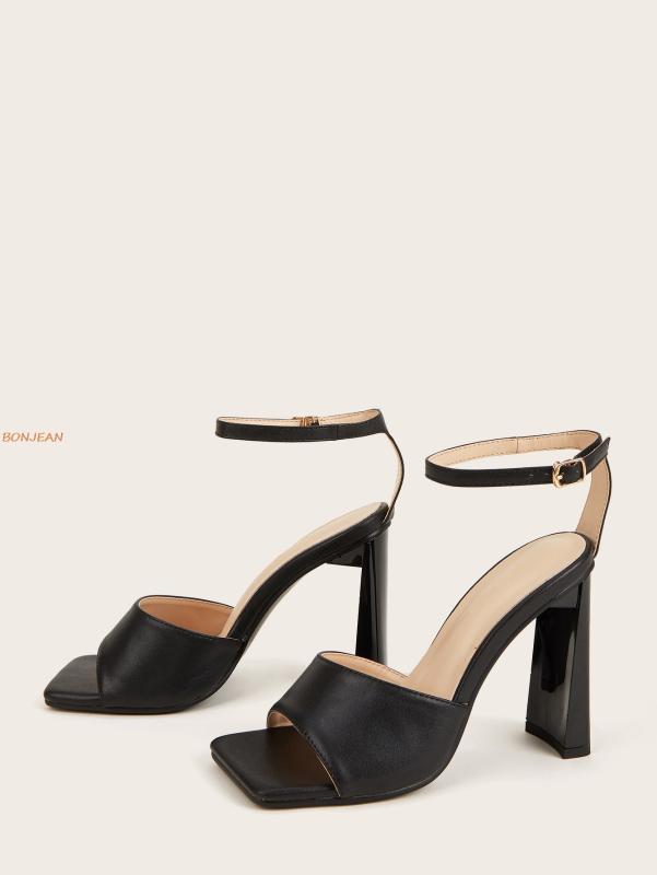 Big Size Shoes Summer New Women High Heels Sandals Female Peep Toe Fashion Buckle Strap Sandals Femme Casual Workwear, Black
Big Size Shoes Summer New Women High Heels Sandals Female Peep Toe Fashion Buckle Strap Sandals Femme Casual Workwear, Black