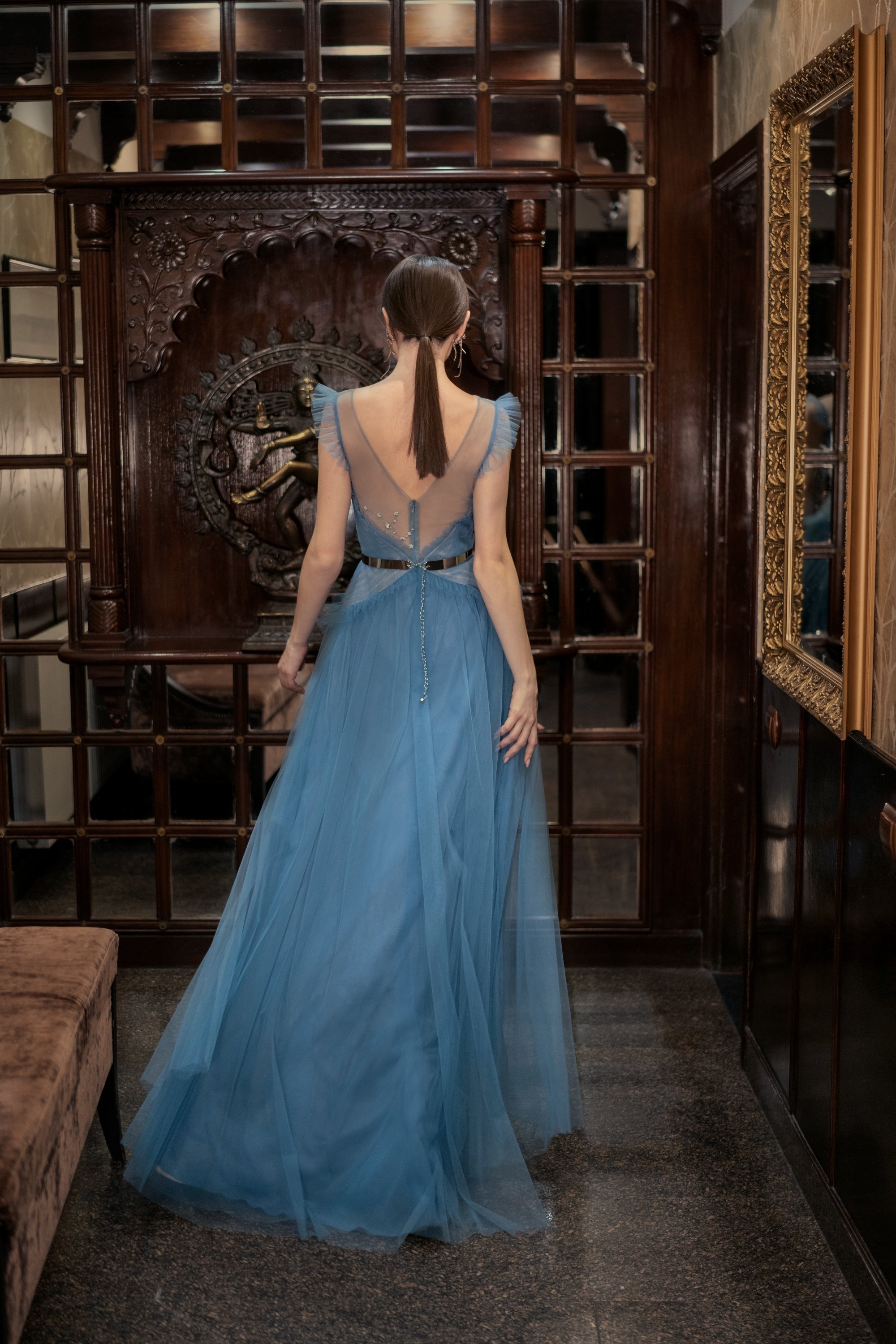 2021 New arrival Prom Gowns Sexy Sheer Neck Short Sleeve Tulle Evening Dress Floor Length Backless Cocktail Dresses robes de soirée