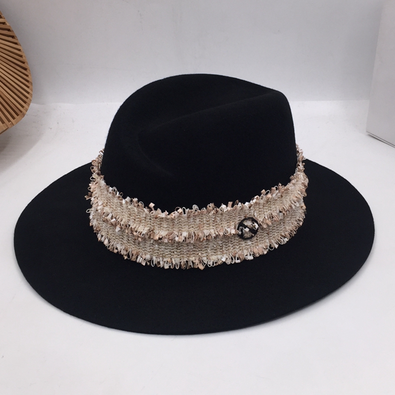 fedoras Panama Winter wool Sir Temperament gentleman abnormity cap joker hats for men and women of England fan felt, Black
fedoras Panama Winter wool Sir Temperament gentleman abnormity cap joker hats for men and women of England fan felt, Black