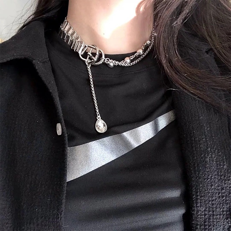 Hiphop Watch Chain Chokers Necklaces for Women Rock Jewelry Crystal Tassel Pendant Necklace Girle Gift Party Colliers 2020
Hiphop Watch Chain Chokers Necklaces for Women Rock Jewelry Crystal Tassel Pendant Necklace Girle Gift Party Colliers 2020