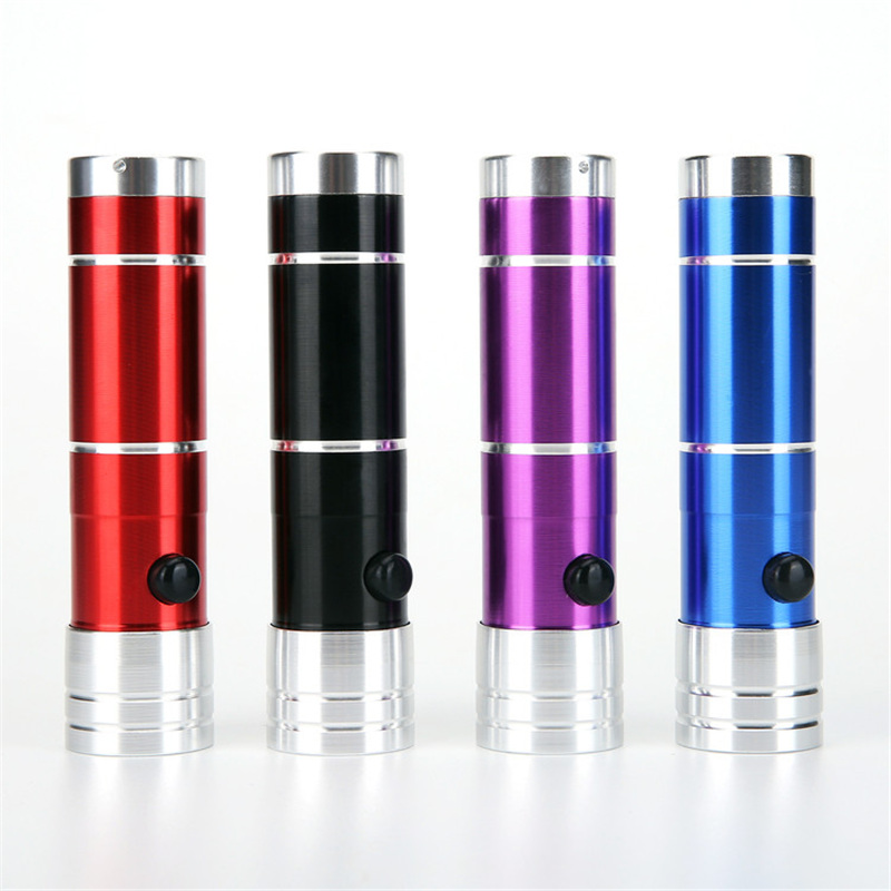LED Bright White Light Aluminum Mini Portable Torch Lamp 4 Color Aluminum Alloy Small batteries
LED Bright White Light Aluminum Mini Portable Torch Lamp 4 Color Aluminum Alloy Small batteries