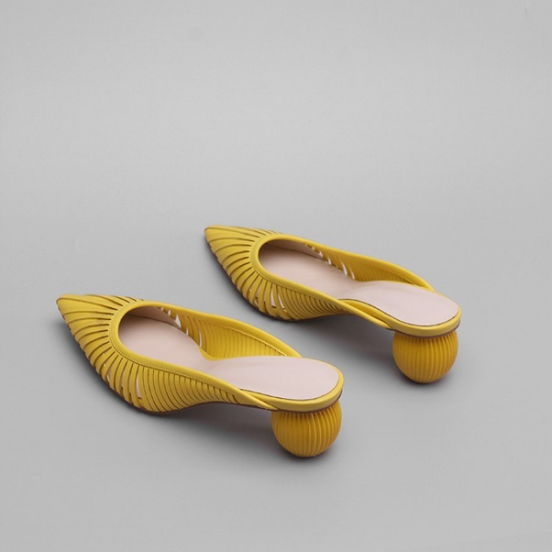 New Fashion Women Slip On Sandals Sheepskin Genuine Leather Pointed Toe Hollow Out Summer Slippers Strange Med Heels Sandals, White
New Fashion Women Slip On Sandals Sheepskin Genuine Leather Pointed Toe Hollow Out Summer Slippers Strange Med Heels Sandals, White