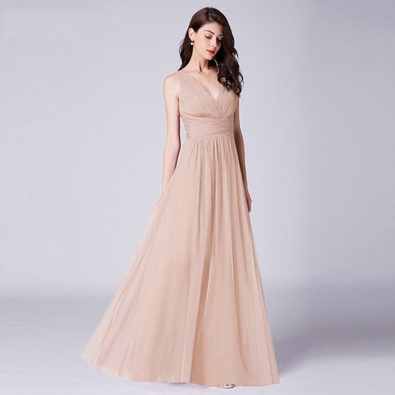 New Bridesmaids Dresses Pretty Elegant A Line V Neck Long Tulle Pleated Wedding Party Gowns Robe Mousseline Evening Dress