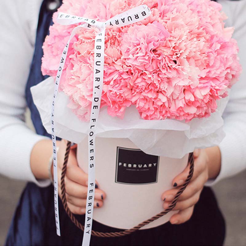 Handheld Flowers Bouquet Wrap Box Mini Paper Packing Case Lid Hug Bucket Vase Replacement Florist Gift Storage Boxes
Handheld Flowers Bouquet Wrap Box Mini Paper Packing Case Lid Hug Bucket Vase Replacement Florist Gift Storage Boxes