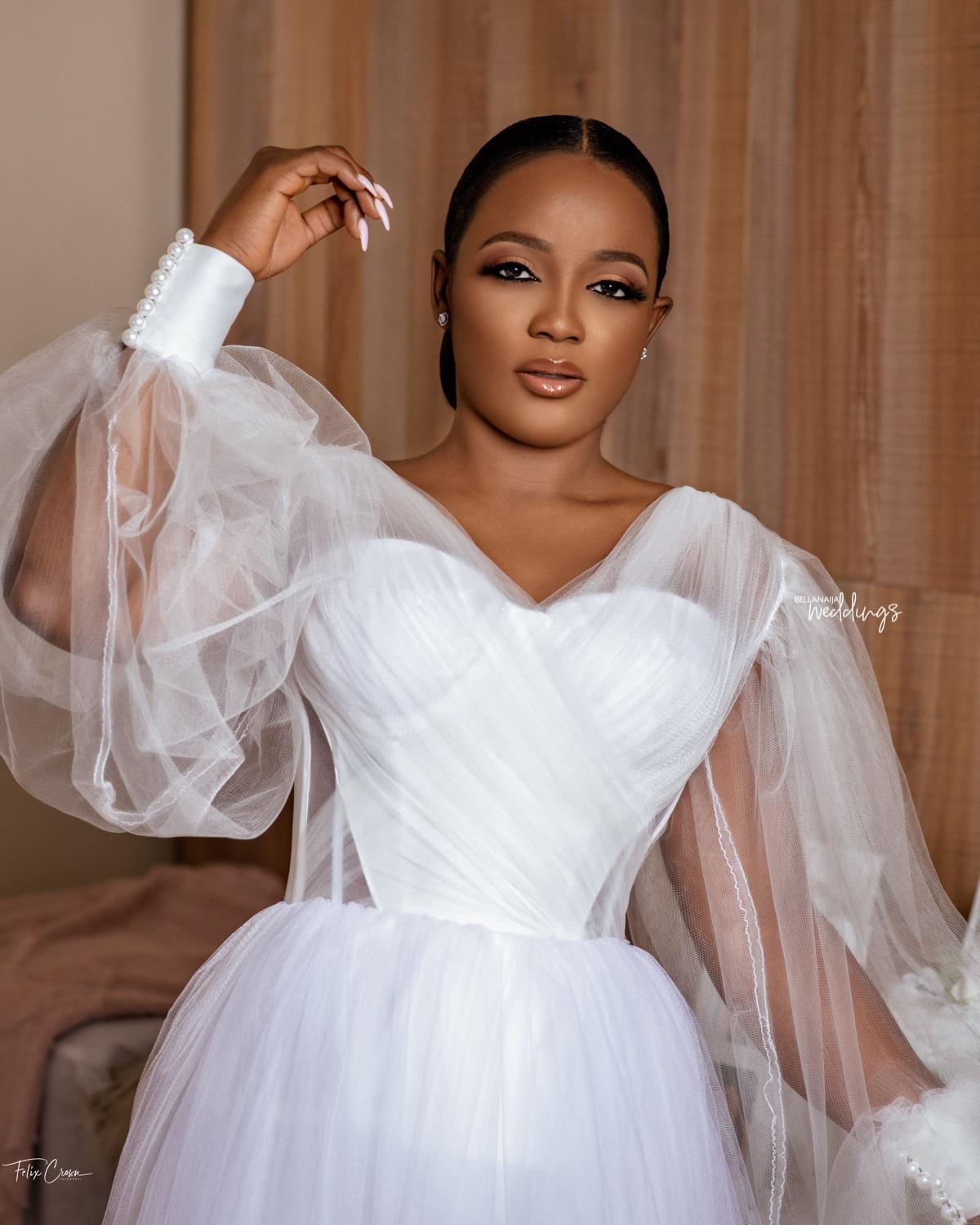 Amazing Long Sleeves Wedding Dresses V Neck A Line Side Split Bridal Gowns Sweep Train Tulle robe de mariée