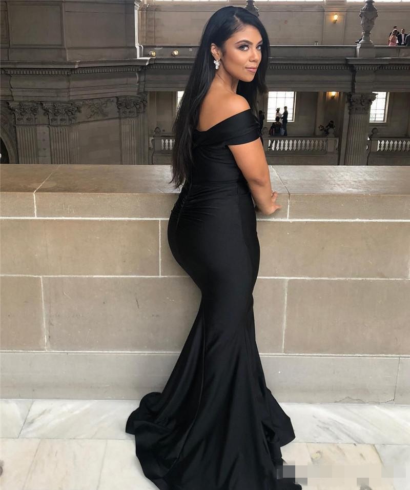 Black Bridesmaid Dresses 2021 Mermaid Jersey Ruched Pleats Custom Made Plus Size Maid Of Honor Gown Sweep Train Country Wedding Formal Wear 0513