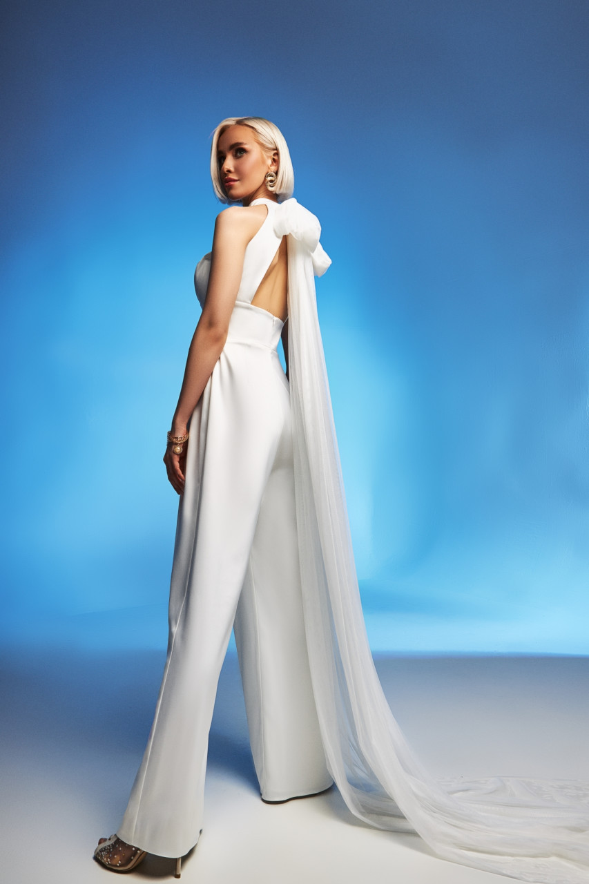 Designer Jumpsuit Prom Dresses Halter Backless With Detachable Tulle Train Evening Gowns Arabic Party Gowns Robes De Soirée