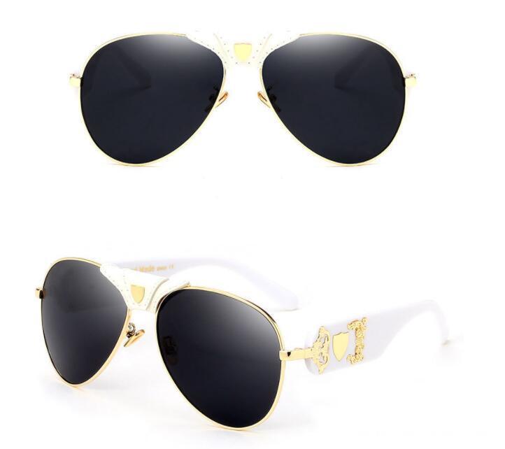2020 High Quality Classic Pilot Sunglasses Designer Brand Mens Womens Sun Glasses Eyewear Gold BLACK BROWN 60MM Glass Lenses, White;black
2020 High Quality Classic Pilot Sunglasses Designer Brand Mens Womens Sun Glasses Eyewear Gold BLACK BROWN 60MM Glass Lenses, White;black