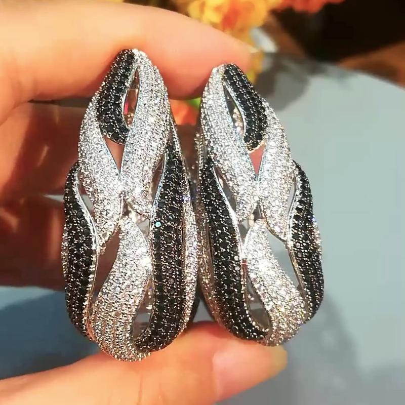 GODKI Trendy Statement Brand Full Cubic Zirconia Big Hoop Earrings Circle Dangle Earrings Original Design boucle d'oreille 2020
GODKI Trendy Statement Brand Full Cubic Zirconia Big Hoop Earrings Circle Dangle Earrings Original Design boucle d'oreille 2020