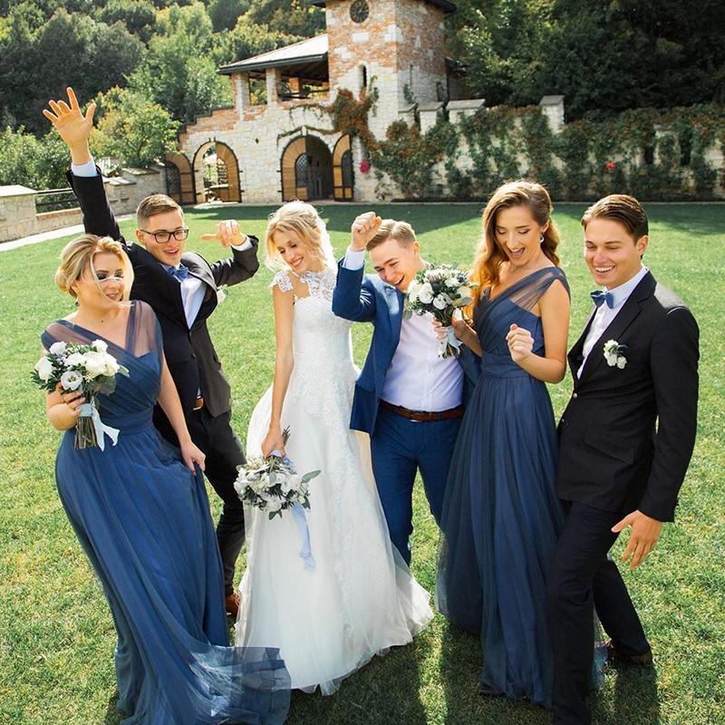 2020 Navy Blue Bridesmaid Dresses Plus Size Sheer V Neck Custom Made Maid Of Honor Gowns Elegant Floor Length Wedding Guest Dress