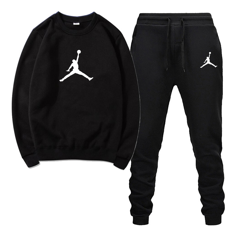 2021 new men's designer track suit spring and autumn sportswear hooded jacket loose men's hedging large size jacket + pants suit, Gray
2021 new men's designer track suit spring and autumn sportswear hooded jacket loose men's hedging large size jacket + pants suit, Gray
